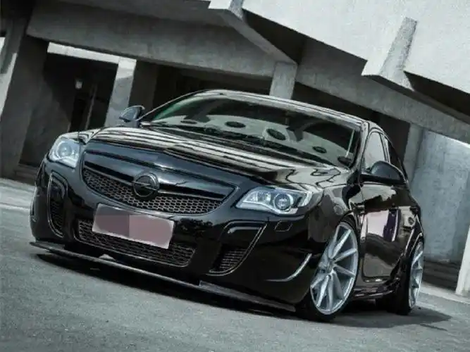 第一眼误会是日系弯道王别克君威改装案例