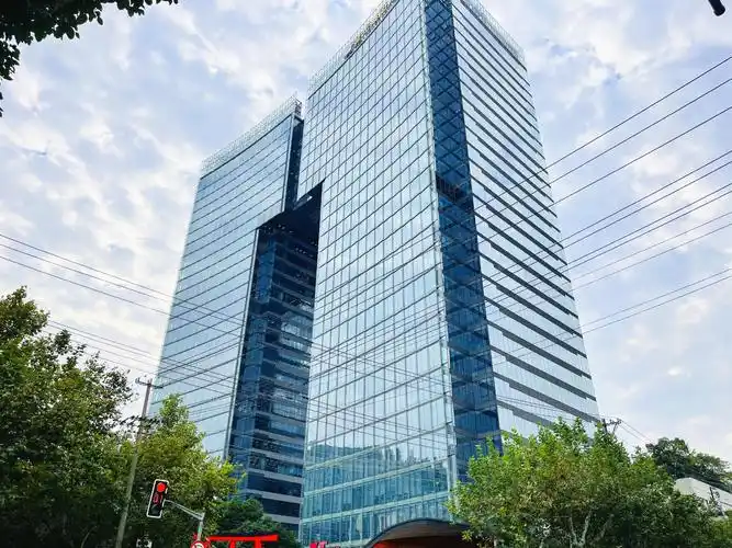 金虹桥国际中心!,上海长宁天山金虹桥国际中心写字楼出售-上海58同城