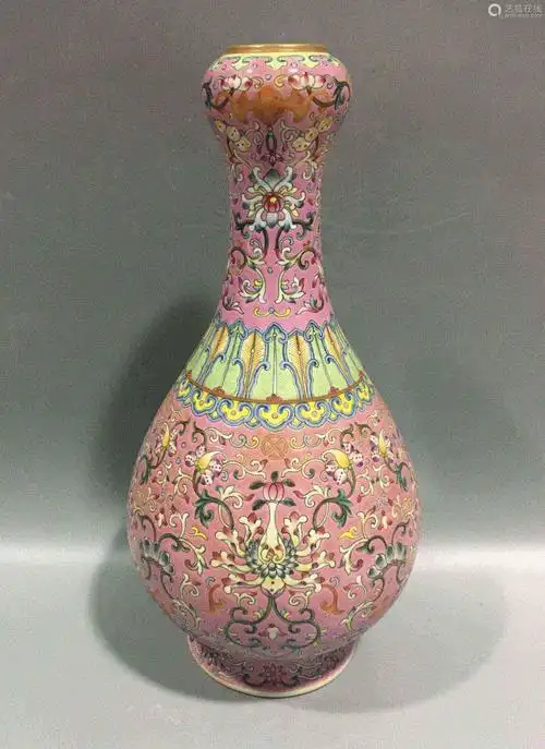 清珐琅彩蒜头瓶