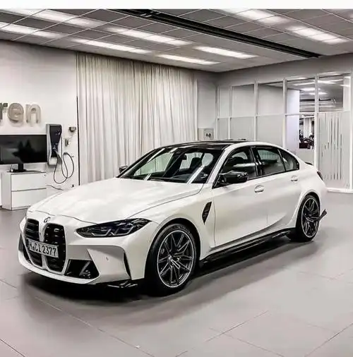 磨砂晶莹白全新宝马m3实拍,雷霆版和碳纤维最相配!