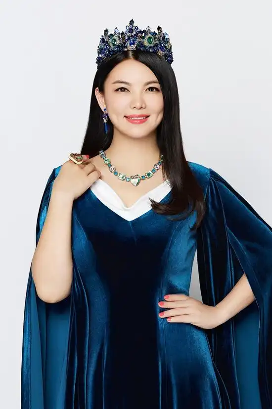 《小当家》不走萌娃风 李湘变身"魔法厨艺校长"