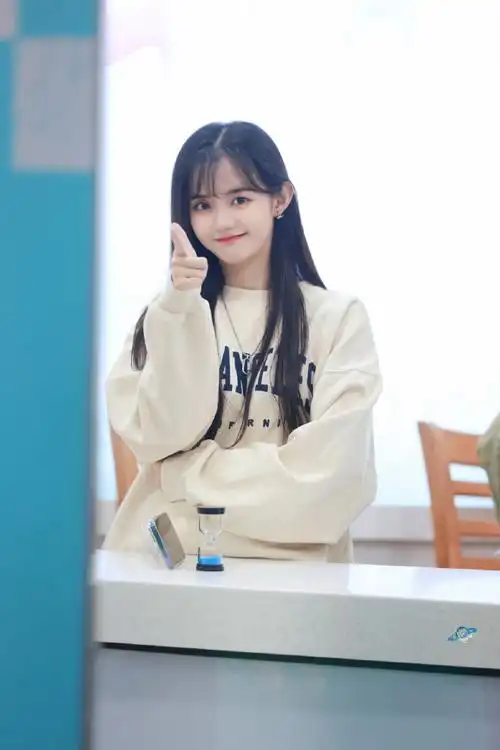 姜杉的不正经营业bot