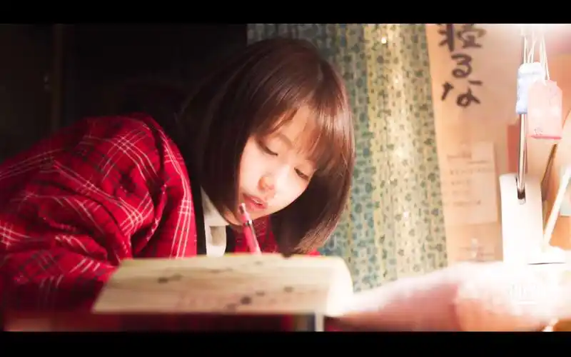 《垫底辣妹》|燃向剪辑|学不下去的时候看看吧～_哔哩哔哩_bilibili