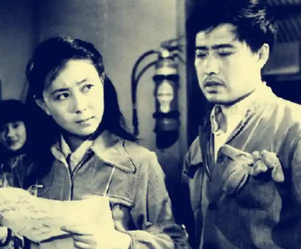 陈国军:为了刘晓庆和原配离婚,三婚傅丽云,晚年已没有遗憾