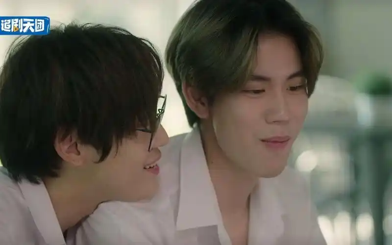 七首小情歌:小哥哥们的相互投喂太甜了!_哔哩哔哩_bilibili