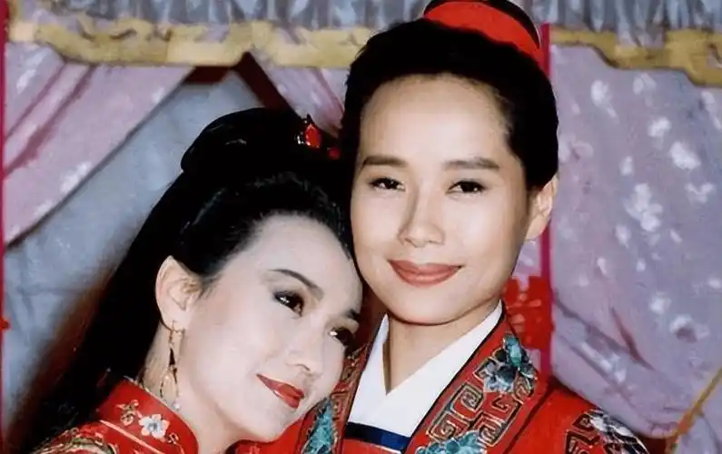 时隔12年,赵雅芝说出了原因_叶童_角色_白娘子