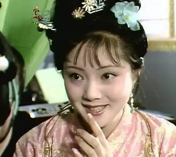 87版《红楼梦》中的薛宝钗:51岁的她依旧单身风韵不输当年
