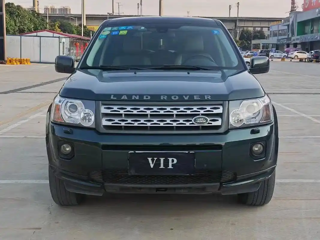 2011年11月路虎神行者2 2.2t自动sd4 se柴油 - 抖音