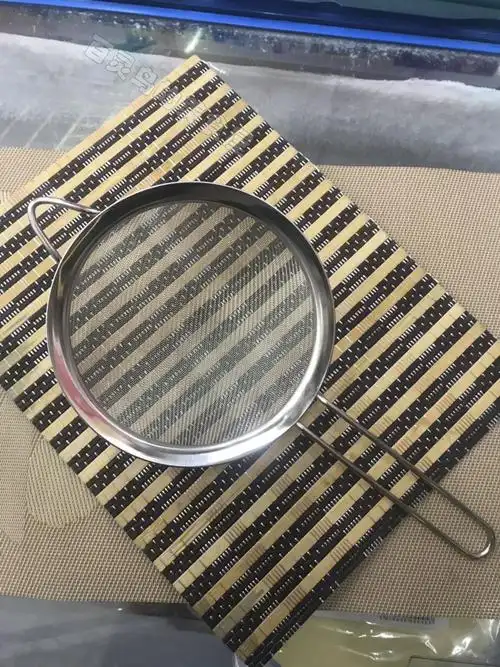 不锈钢宽边面粉油勺油格油捞16cm12cm10cm7cm面粉筛