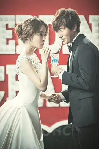 蔡琳高梓淇婚纱大片 甜蜜幸福感爆棚