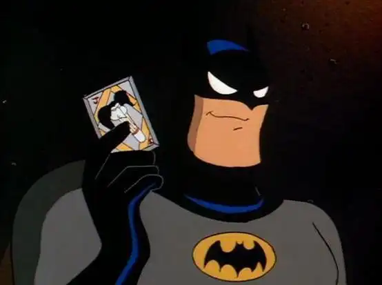 头戴面罩的蝙蝠侠,展示给人的唯一面部特征,就是大方下巴