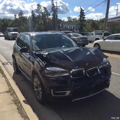 【图】今天追尾了,能帮忙看看撞的严重不吗_宝马x5(进口)论坛_汽车之