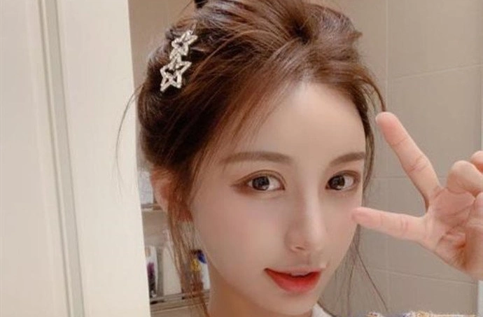 抖音网红贝拉酱林更新什么关系 贝拉酱是哪里人