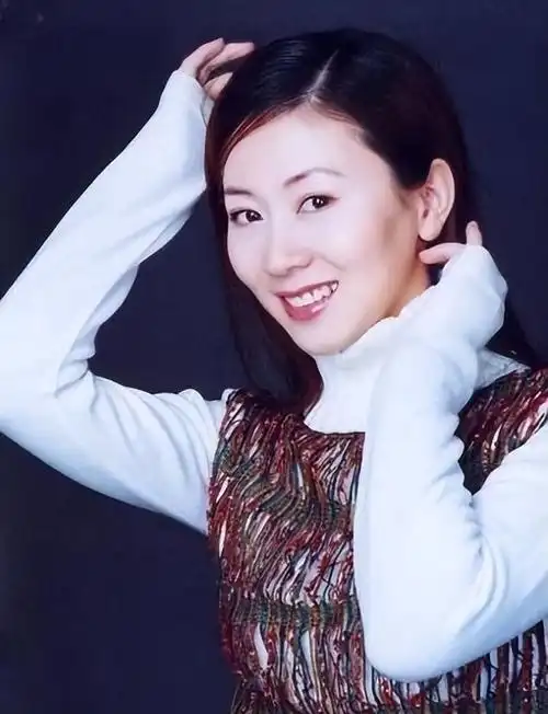 为艺术甘于脱光衣服裸模陈丽佳我超喜欢迷恋甚至沉溺