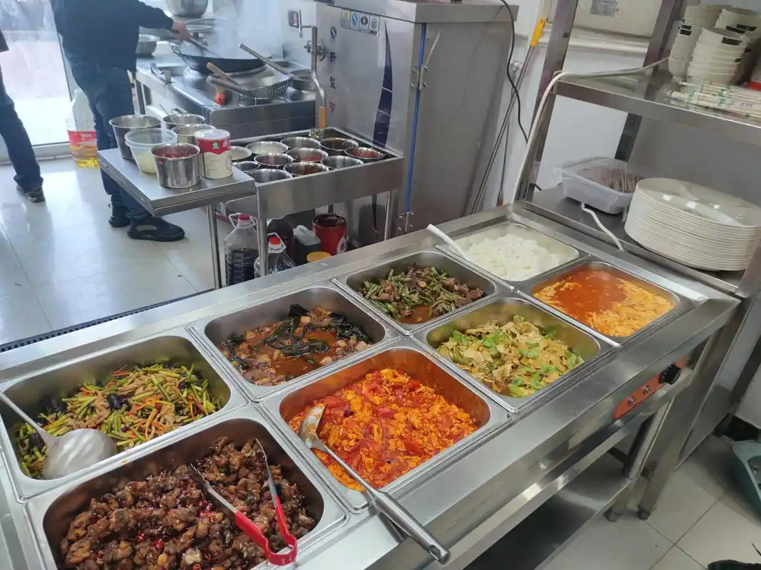 海跃寄宿考研食堂快餐