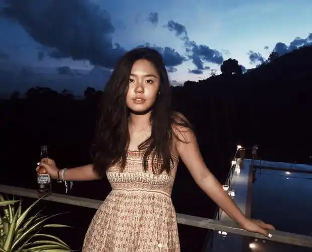 视频源头被扒出,打脸造谣者_范姜_钟嘉晴_妈妈