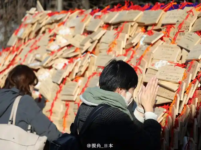 文化:日本即将迎来升学季,东京都文京区以供奉学问之神・菅原道真而