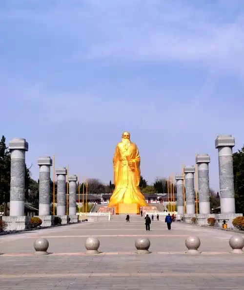 昨天3月7日下午,和同事一起游览了函谷关,现做美篇,以此祝姐妹们三八