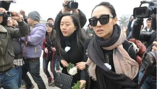 2012年,女演员白静被丈夫连刺3刀,丈夫:她太狠,我没办法