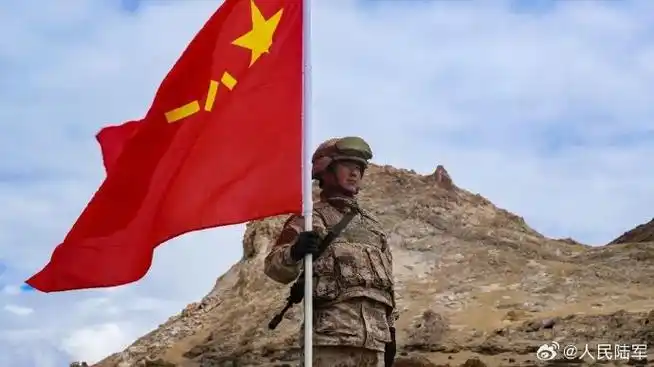 让八一军旗高高飘扬在祖国各地