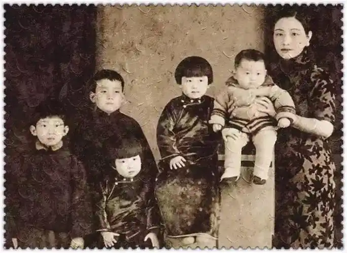 福芝芳和孩子们