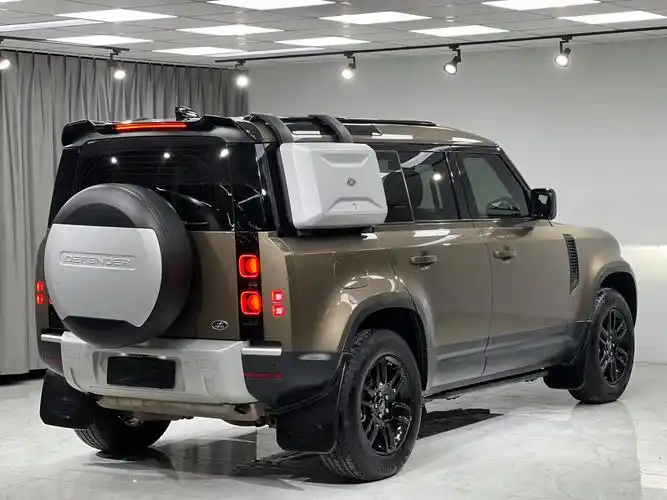 路虎 卫士  2020款 110 p400 hse图片