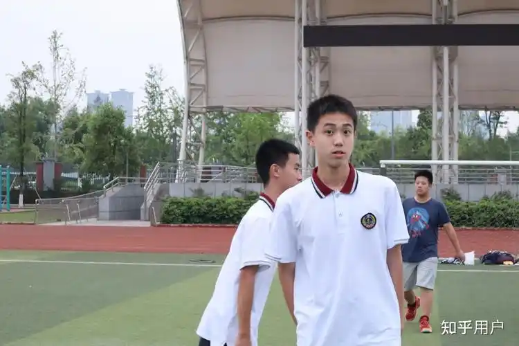 天府七中的校草和校花你们觉得是谁啊? - 知乎