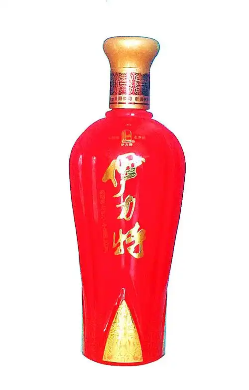 46度伊力特六年珍藏 500ml 新疆绵柔型白酒