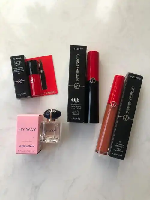 阿玛尼权利唇膏405号色