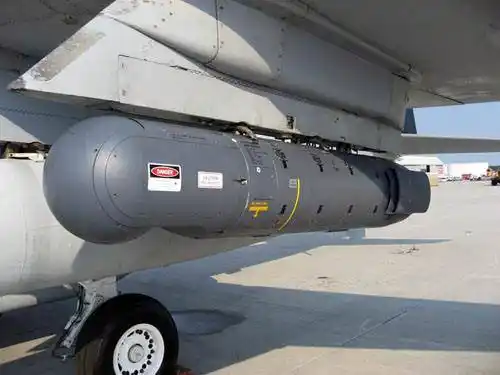 我国"霹雳-16"导弹就是针对雷达设计制造的一款新型反辐射武器.