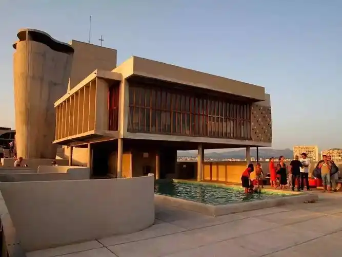 柯布西耶设计的马赛公寓