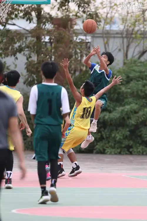 潮阳区第九届中学生篮球赛初男决赛(潮实胜铜盂)