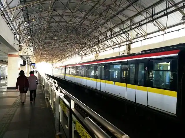 评析金沙江路地铁站:上海地铁13号线换乘3号线,4号线还比较麻烦