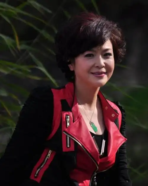 53岁金莉莉近照曝光巩俐史可的中戏同学退演多年风华依旧