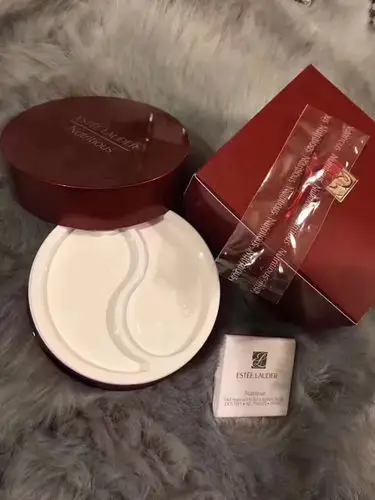 雅斯兰黛 红石榴系列_雅诗兰黛男士护肤怎么样_护肤_小红书