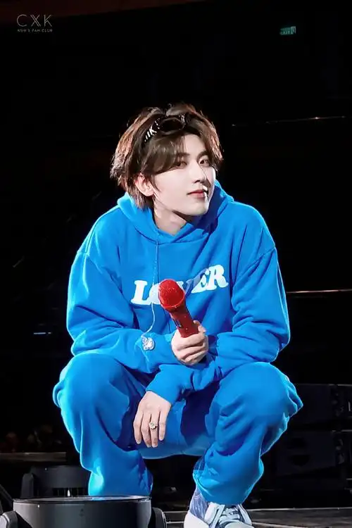 蔡徐坤2023迷巡回演唱会