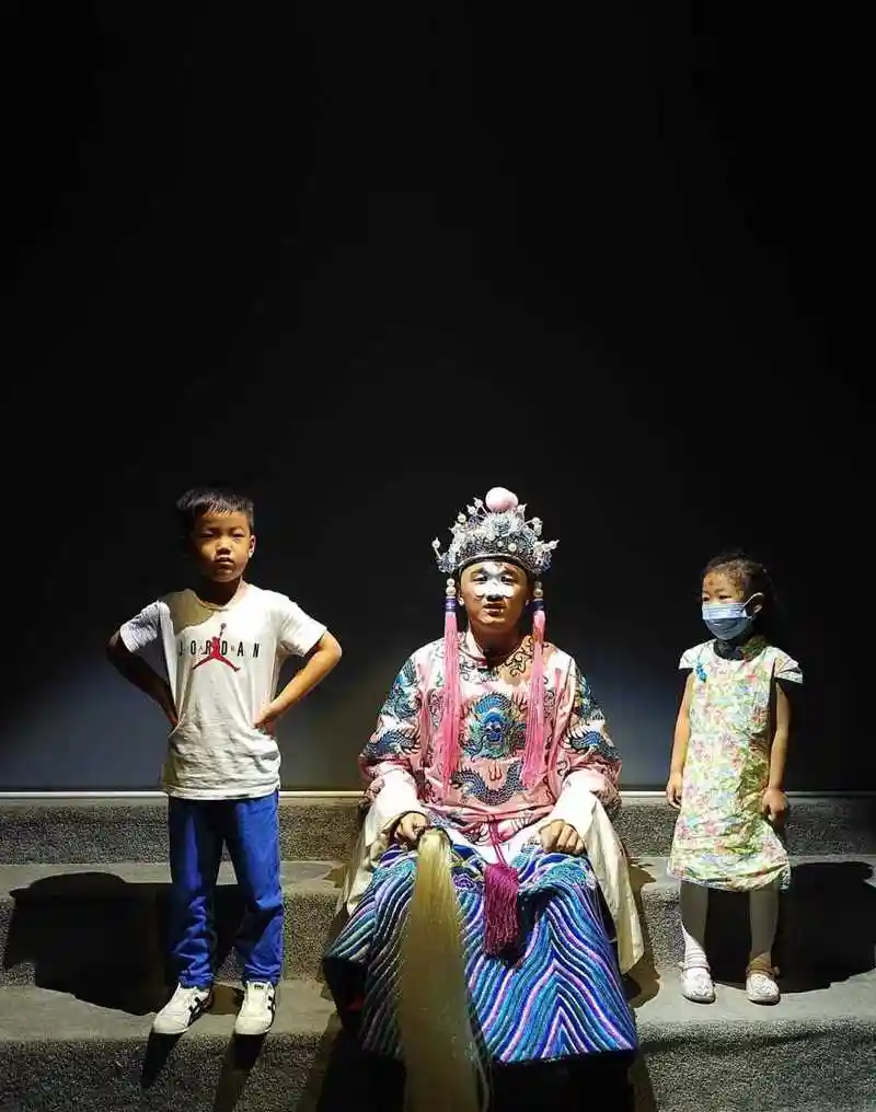 始建于1785年的天乐园大戏楼位于前门鲜鱼口大街,作为清代"四大戏楼"