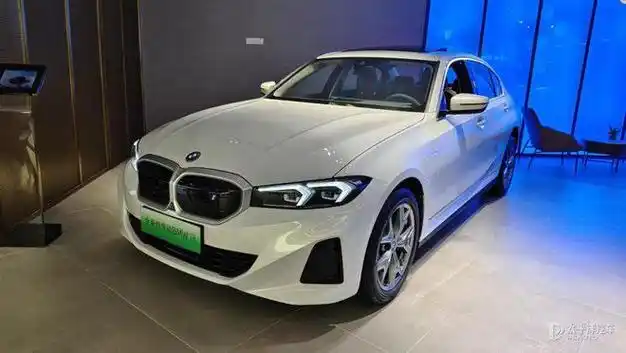 宝马i3降至17万 网友笑开花 车主:继续跌,不要停|奔驰|腾势|奥迪|电动