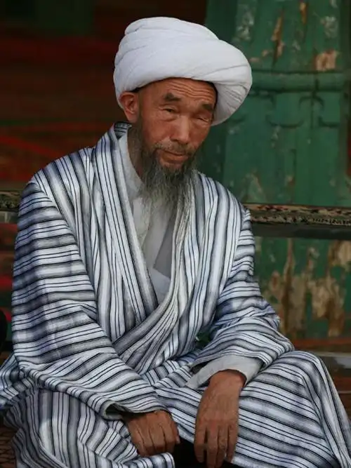 国家宗教局哀悼喀什遇害大毛拉赞其坚守中道反对极端