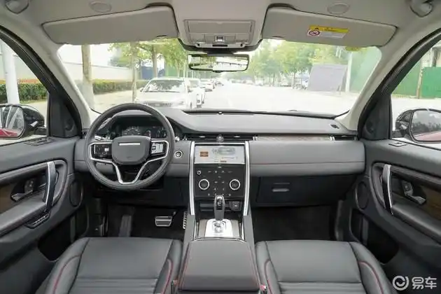 2022款路虎发现运动版实车到店内饰小幅升级