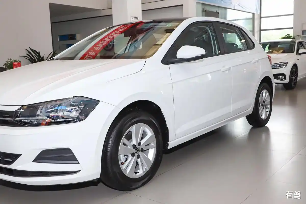 拿下18年上牌polo,1.4自动挡省油好开, 美女一手车, - 抖音