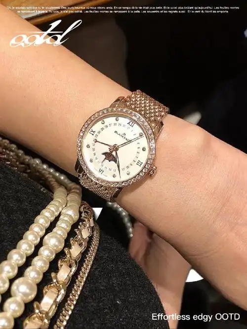 新年穿搭|宝珀月亮女神小金表 女神必入