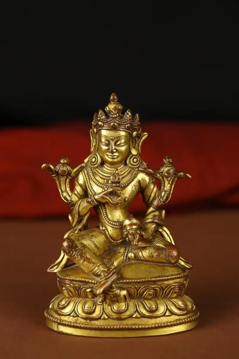 藏传铜鎏金金刚萨埵像#佛教文化 #藏传文玩 #藏传 #造像 - 抖音