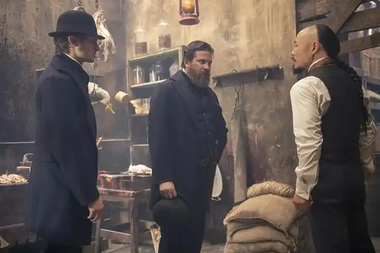 《战士第二季》是由大卫·彼特拉克执导,李小龙担任编剧,安德鲁·浩二