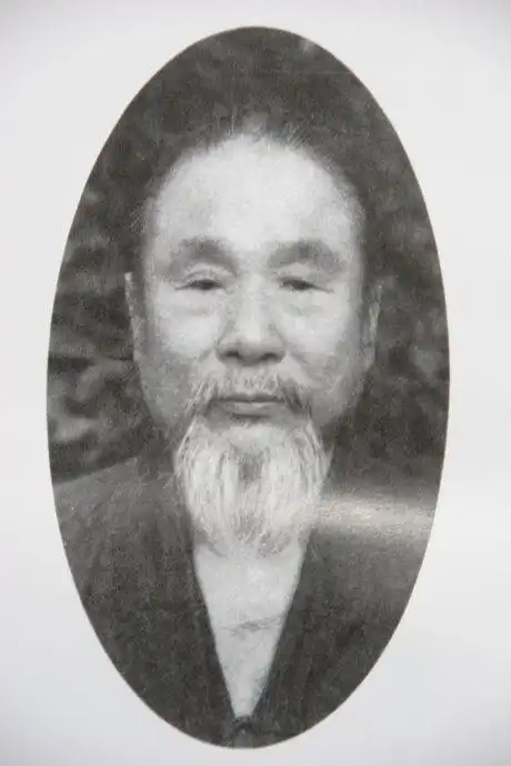 来果禅师宁死不吃一口肉但为救父亲却把自己的肝割了一块