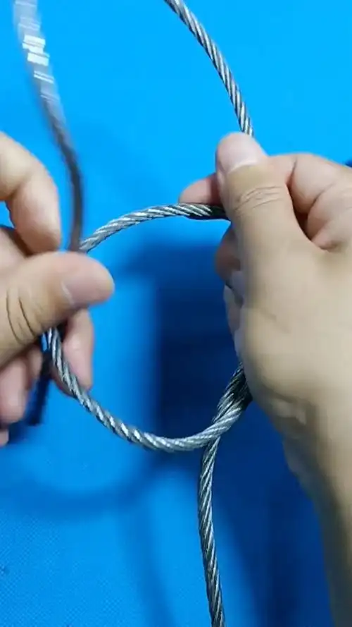 钢丝绳救援结,其实很简单,这样打结非常的安全可靠!