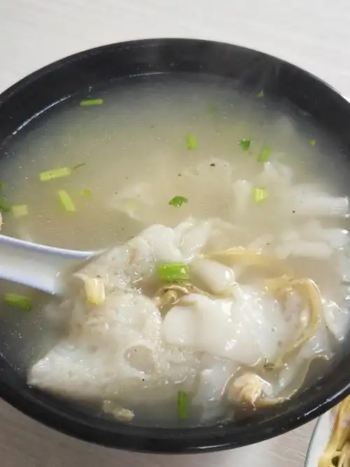 特地花了一个小时跑大老远过去吃的一家锅边店 开