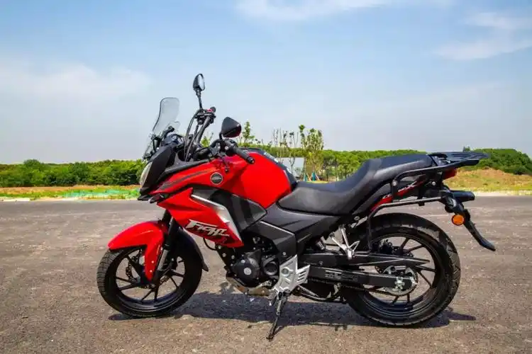 小排量也能玩拉力—新大洲本田cbf190x静态测评