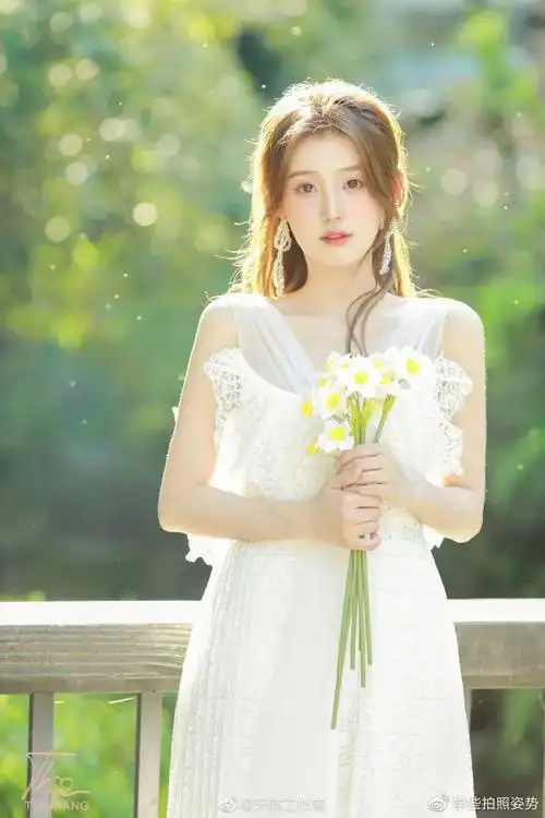 16个人像拍照姿势,简单摆拍,拍出人像照片的自然好看