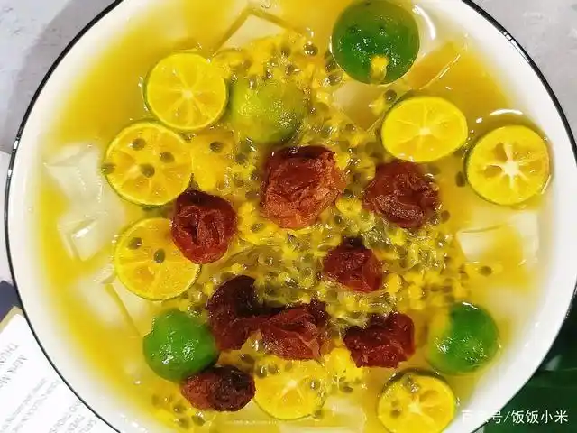 清凉解暑,酸甜开胃,爽口百香果冰粉